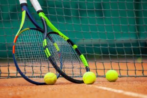 Tenis: Lebih dari Sekadar Pukulan dan Jaring