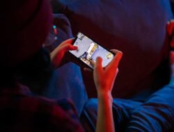 Tentu, mari kita telusuri dunia game bertema halusinasi yang unik dan menantang ini.